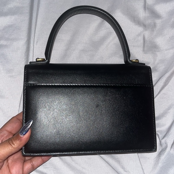 Balenciaga small handle bag missing strap - Picture 3 of 6